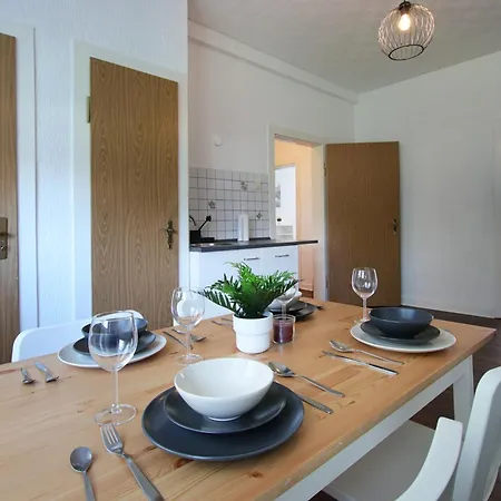Feel Good And Rest Well - For Workers And Tourists 1-4 Person - Wifi - Smart Tv - Garden * גלזנקירכן